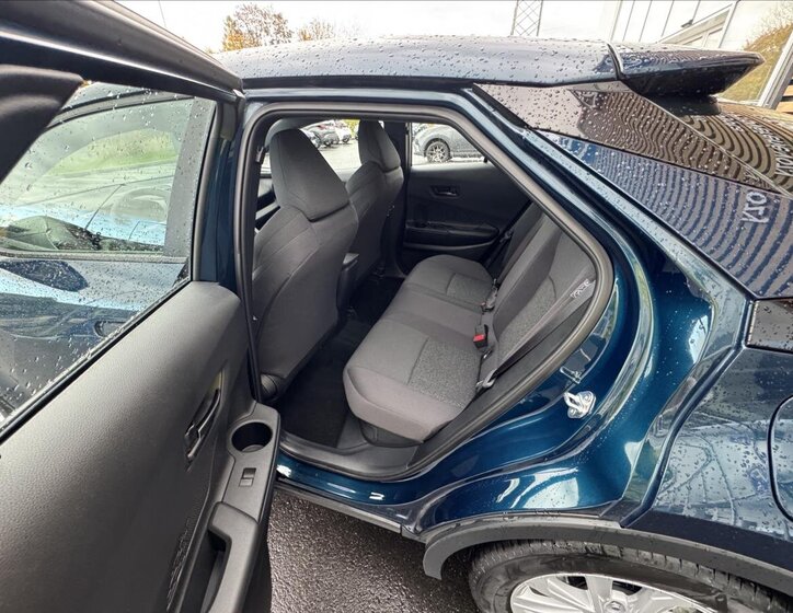 Toyota C-HR Hatchback 1,8 l 72 kw