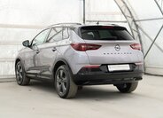 Opel Grandland SUV 1,2 l 96 kw
