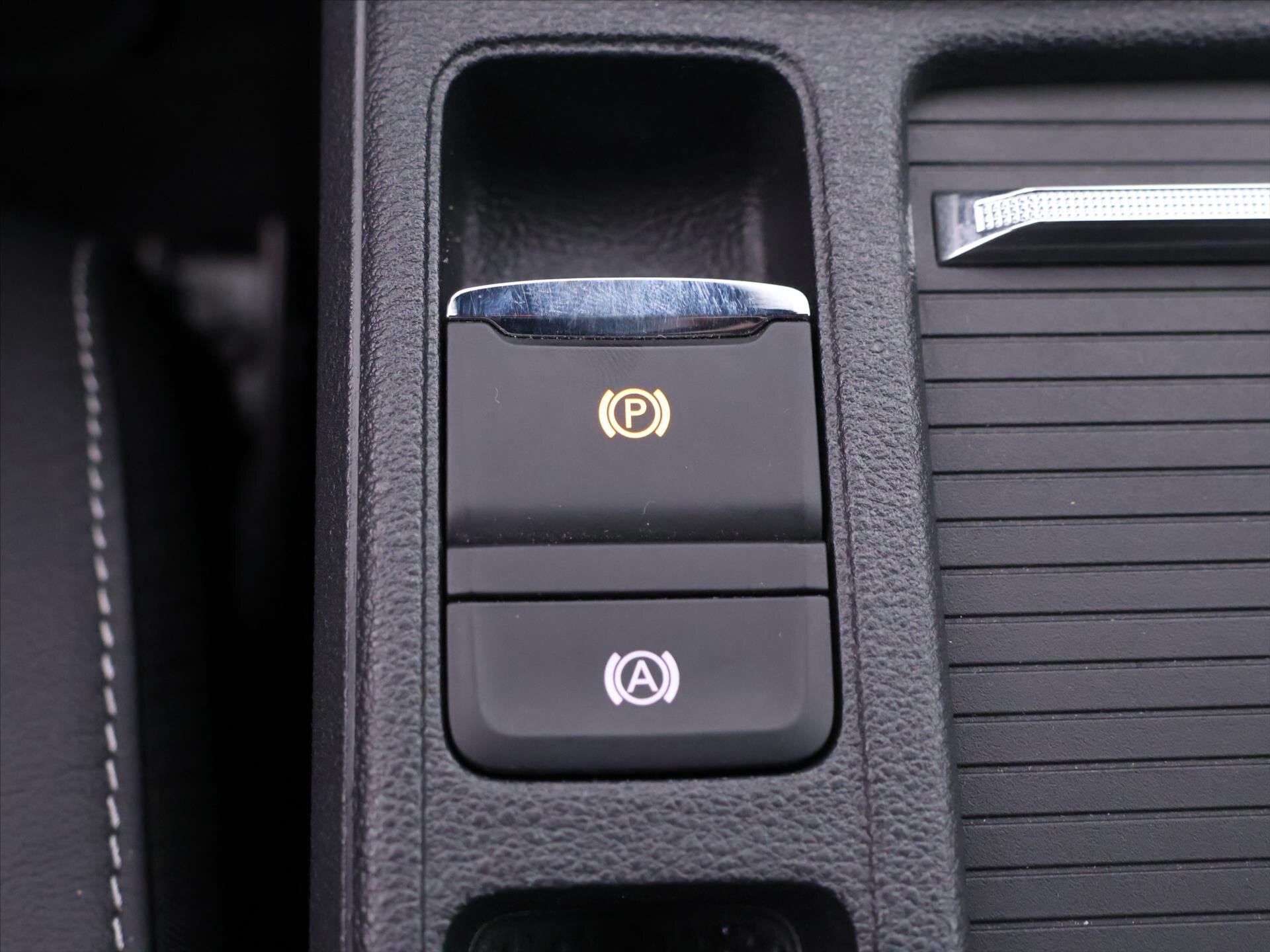 Škoda Octavia Kombi 2,0 l 180 kw