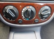 Mercedes-Benz Třídy A Hatchback 1,6 l 75 kw