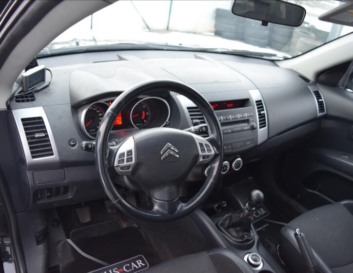 Citroën C-Crosser 16