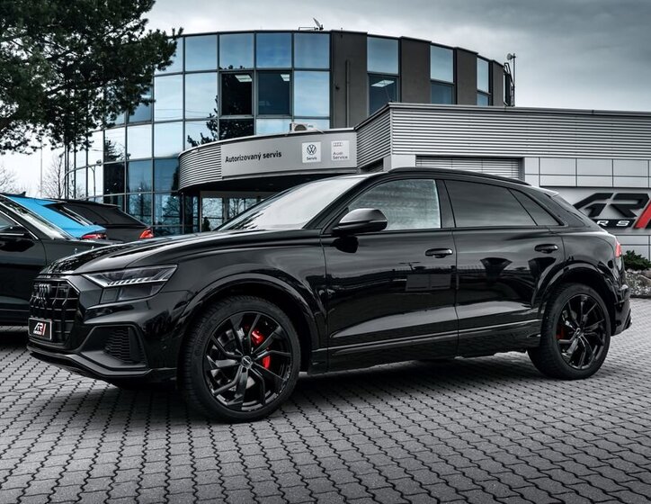 Audi SQ8 SUV / Terénní 4,0 l 373 kw