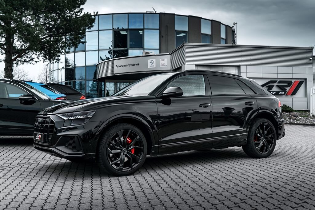 Audi SQ8 SUV / Terénní 4,0 l 373 kw
