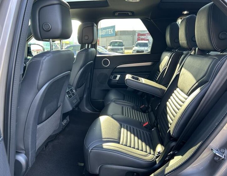 Land Rover Discovery SUV 3,0 l 221 kw