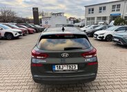 Hyundai i30 4