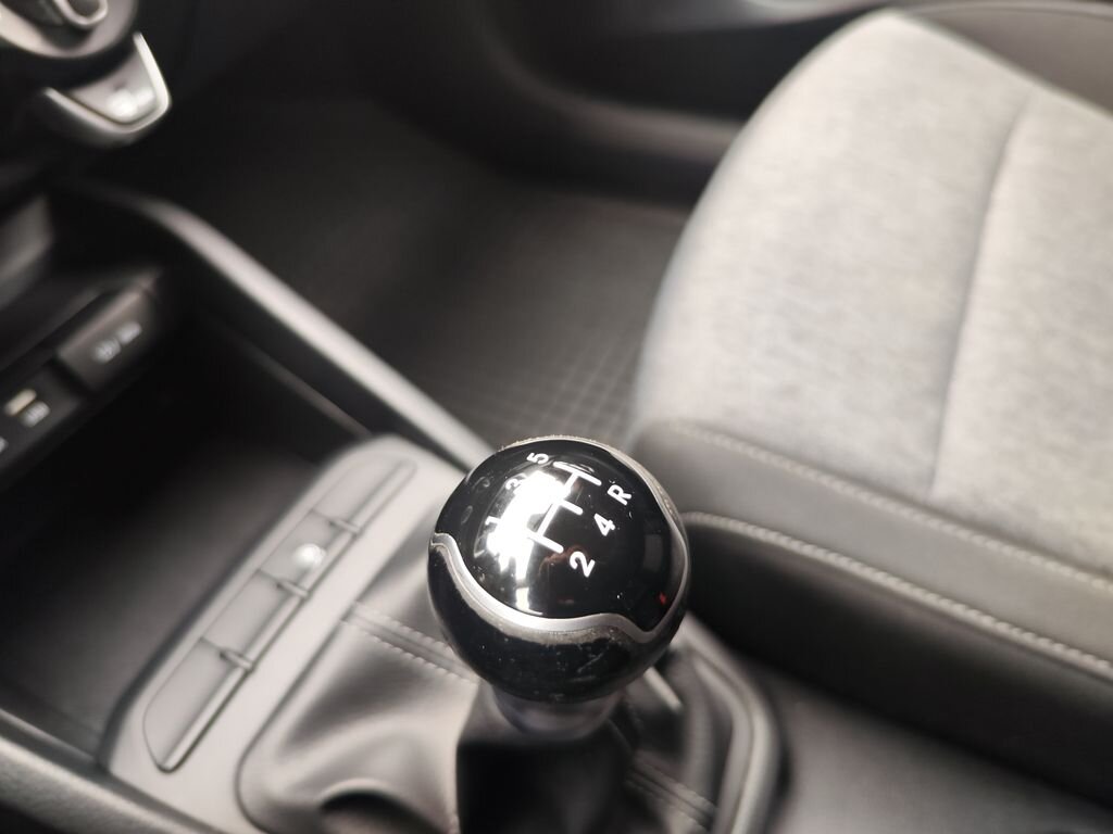 KIA Stonic Hatchback 1,2 l 62 kw