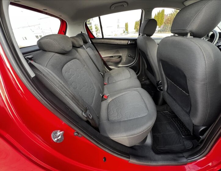 Hyundai i20 Hatchback 1,2 l 57 kw