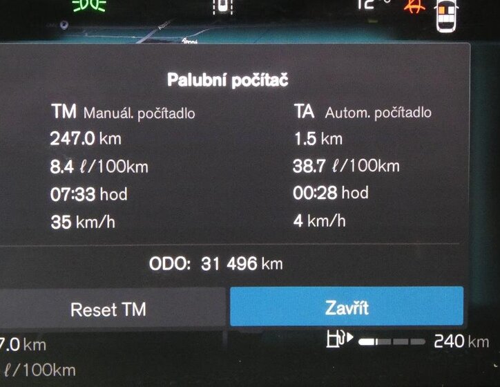 Volvo XC40 SUV / Terénní 2,0 l 120 kw