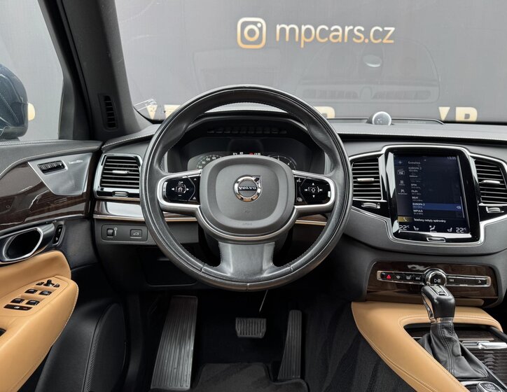 Volvo XC90 SUV / Terénní 2,0 l 173 kw