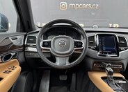 Volvo XC90 SUV / Terénní 2,0 l 173 kw