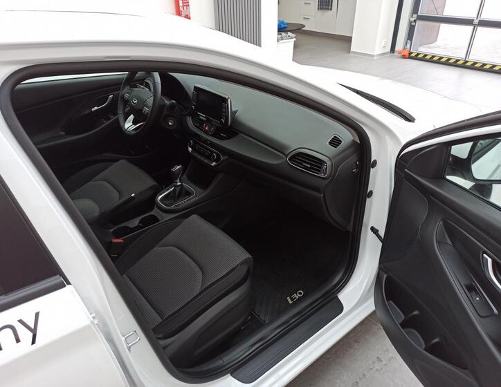 Hyundai i30 10