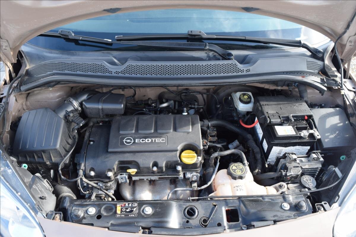 Opel Adam Hatchback 1,2 l 51 kw