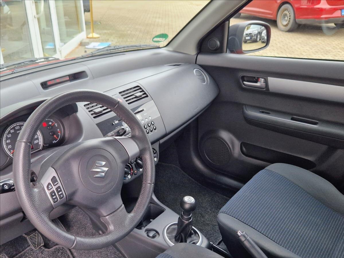 Suzuki Swift Hatchback 1,2 l 55 kw