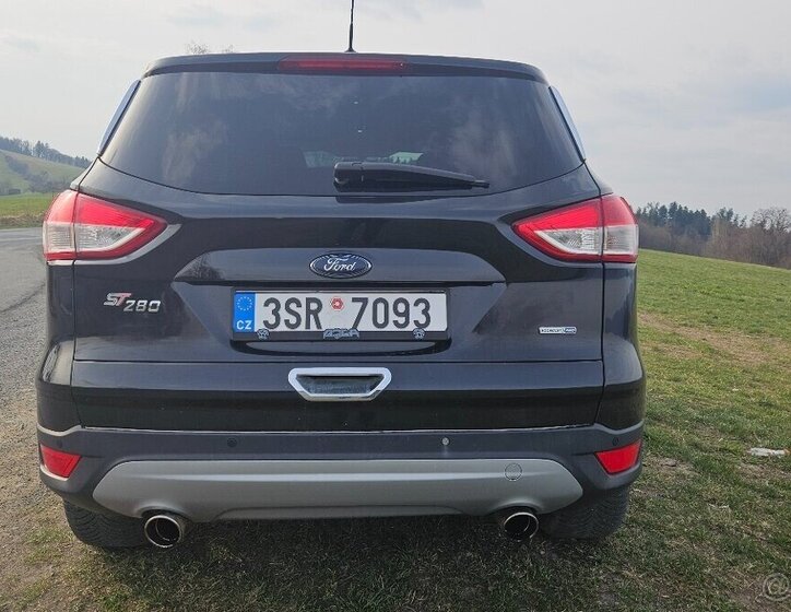 Ford Kuga SUV / Terénní 0,0 179 kw
