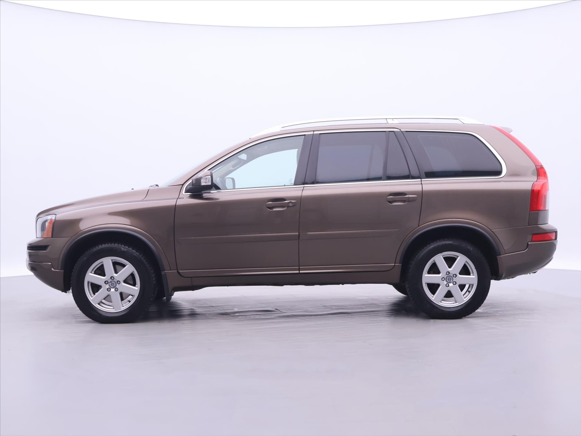 Volvo XC90 SUV / Terénní 2,4 l 147 kw