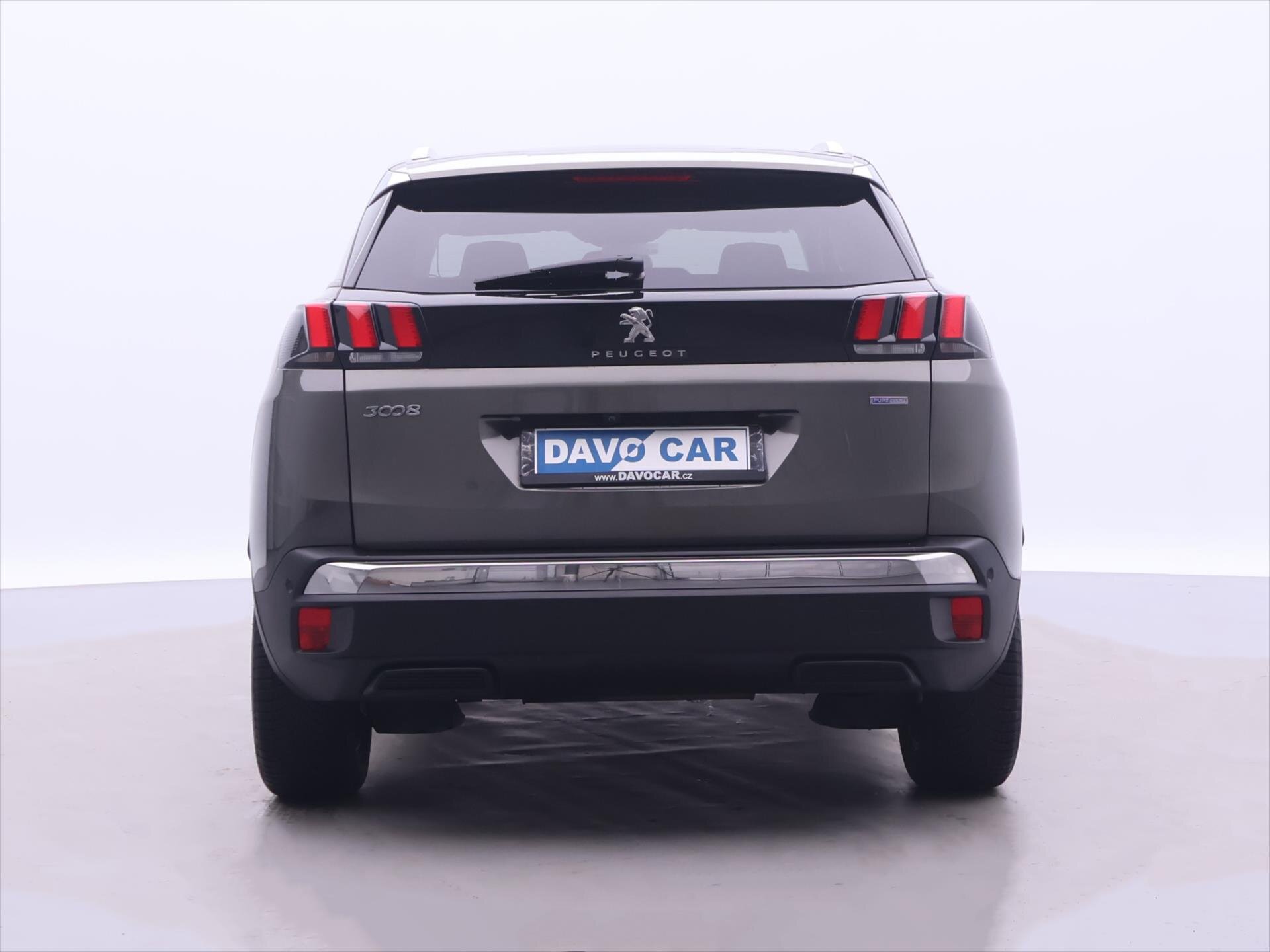 Peugeot 3008 SUV 1,2 l 96 kw