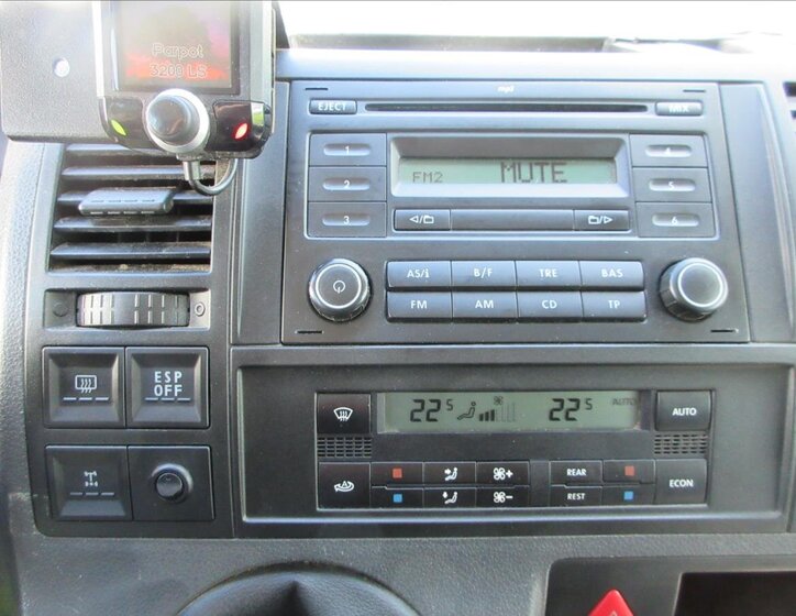 Volkswagen Caravelle Kombi 2,5 l 128 kw