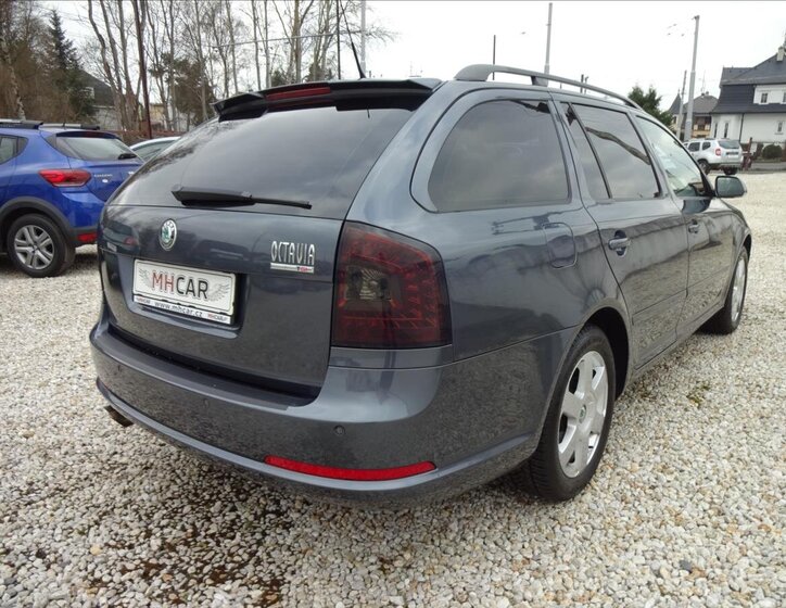 Škoda Octavia Kombi 1,8 l 118 kw