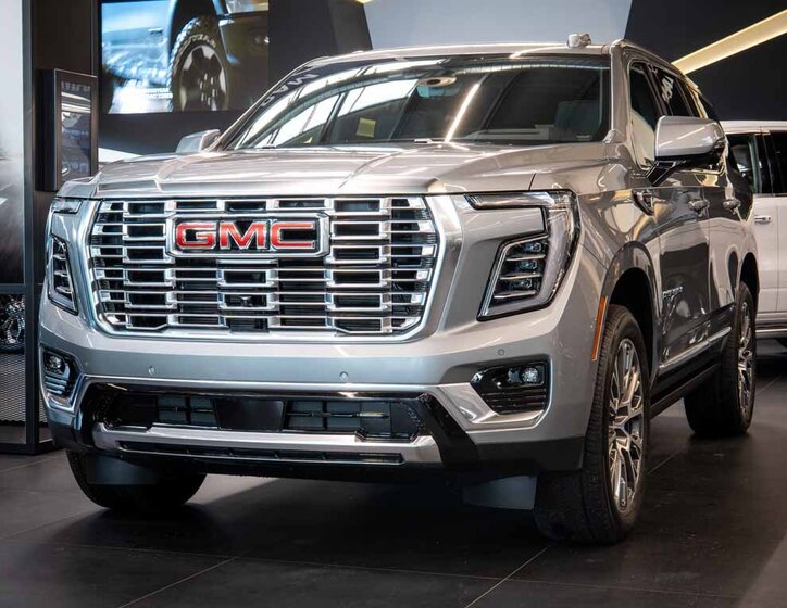 GMC Yukon 1