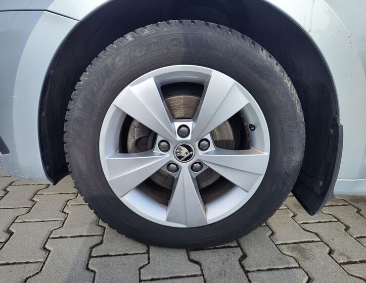 Škoda Octavia Kombi 1,5 l 110 kw