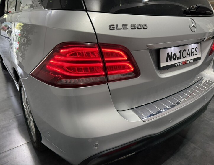 Mercedes-Benz GLE 29