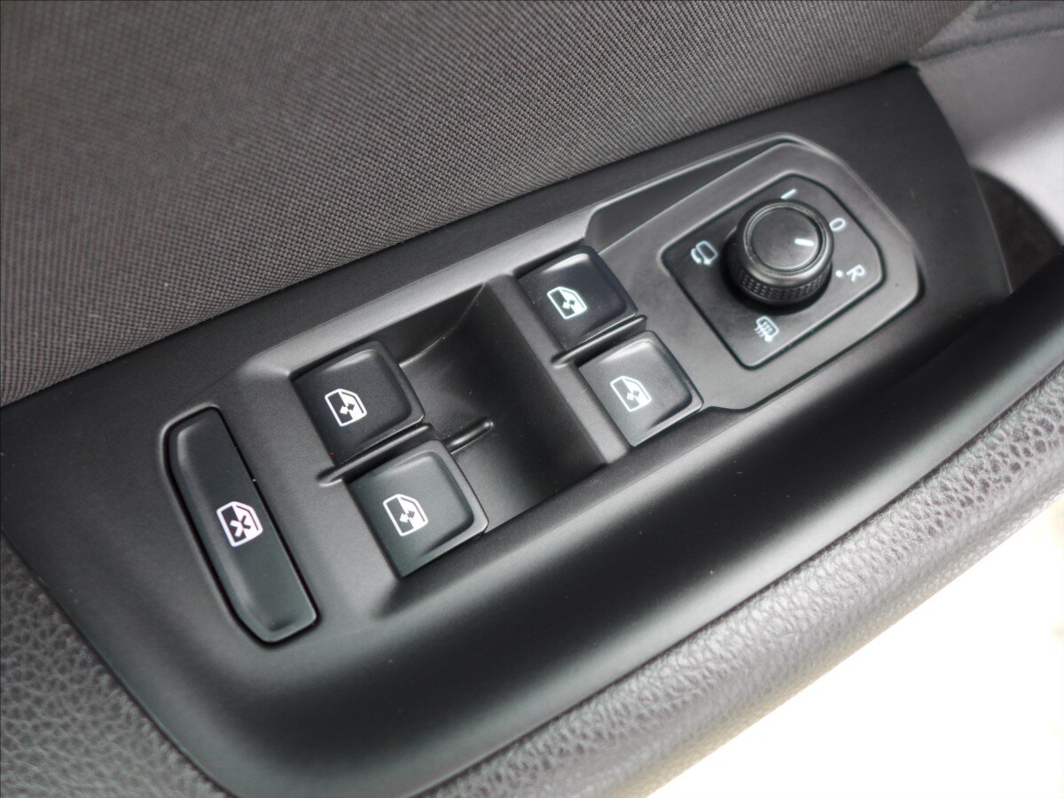 Volkswagen Passat Kombi 2,0 l 110 kw