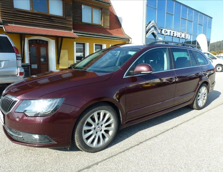 Škoda Superb Kombi 2,0 l 125 kw
