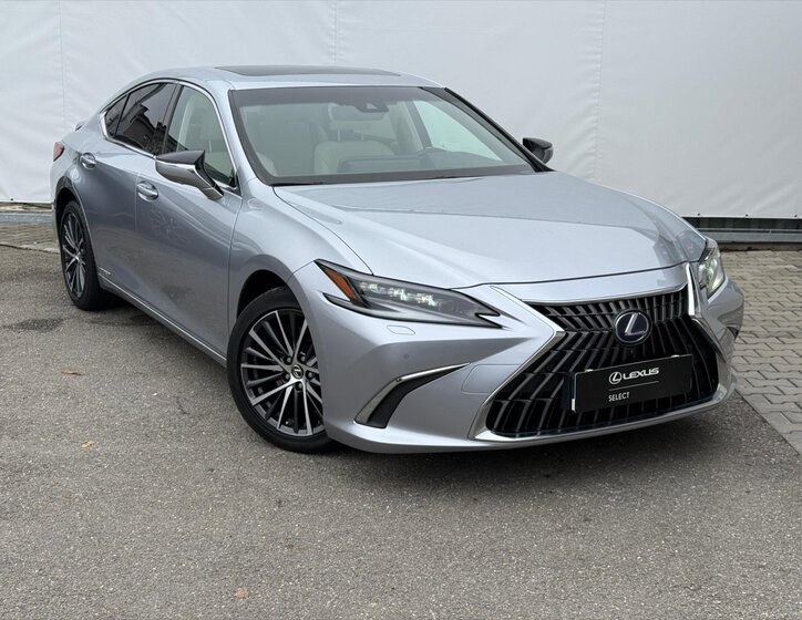 Lexus ES 300h Sedan 2,5 l 131 kw