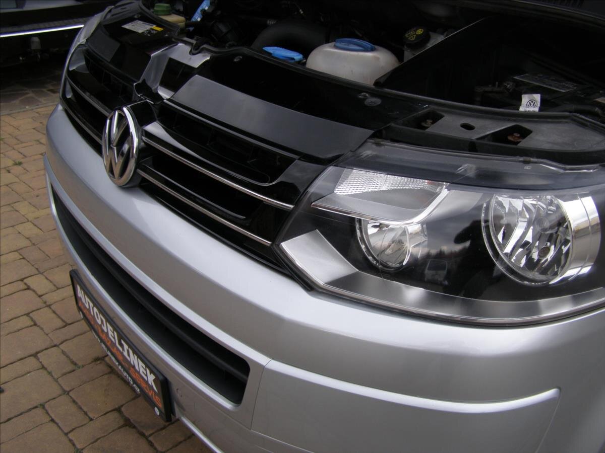 Volkswagen Caravelle MPV 2,0 l 103 kw