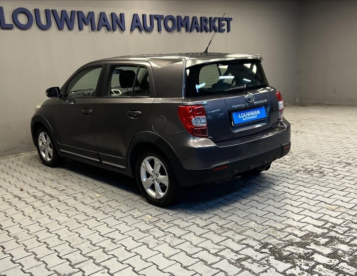 Toyota Urban Cruiser Hatchback 1,3 l 74 kw