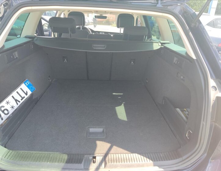 Volkswagen Passat 19