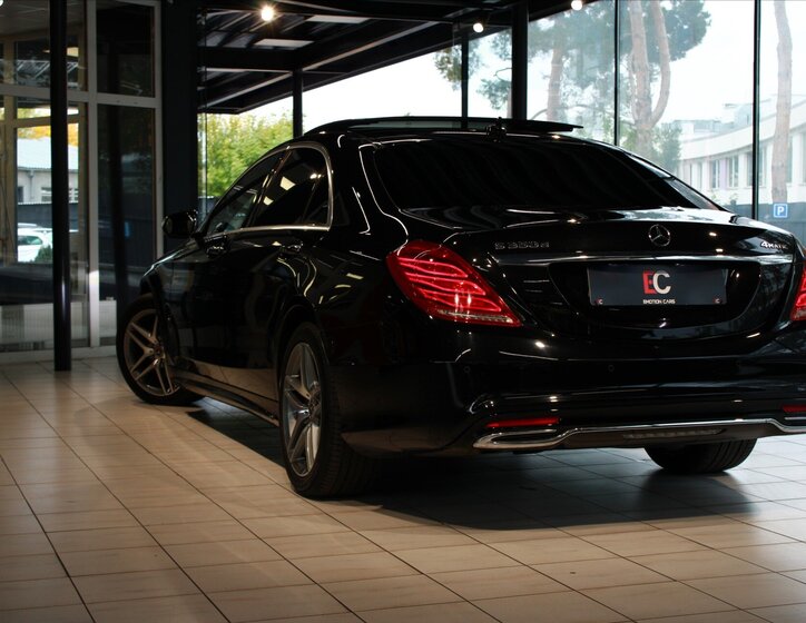 Mercedes-Benz Třídy S 32