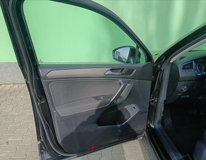 Volkswagen Tiguan SUV 2,0 l 110 kw