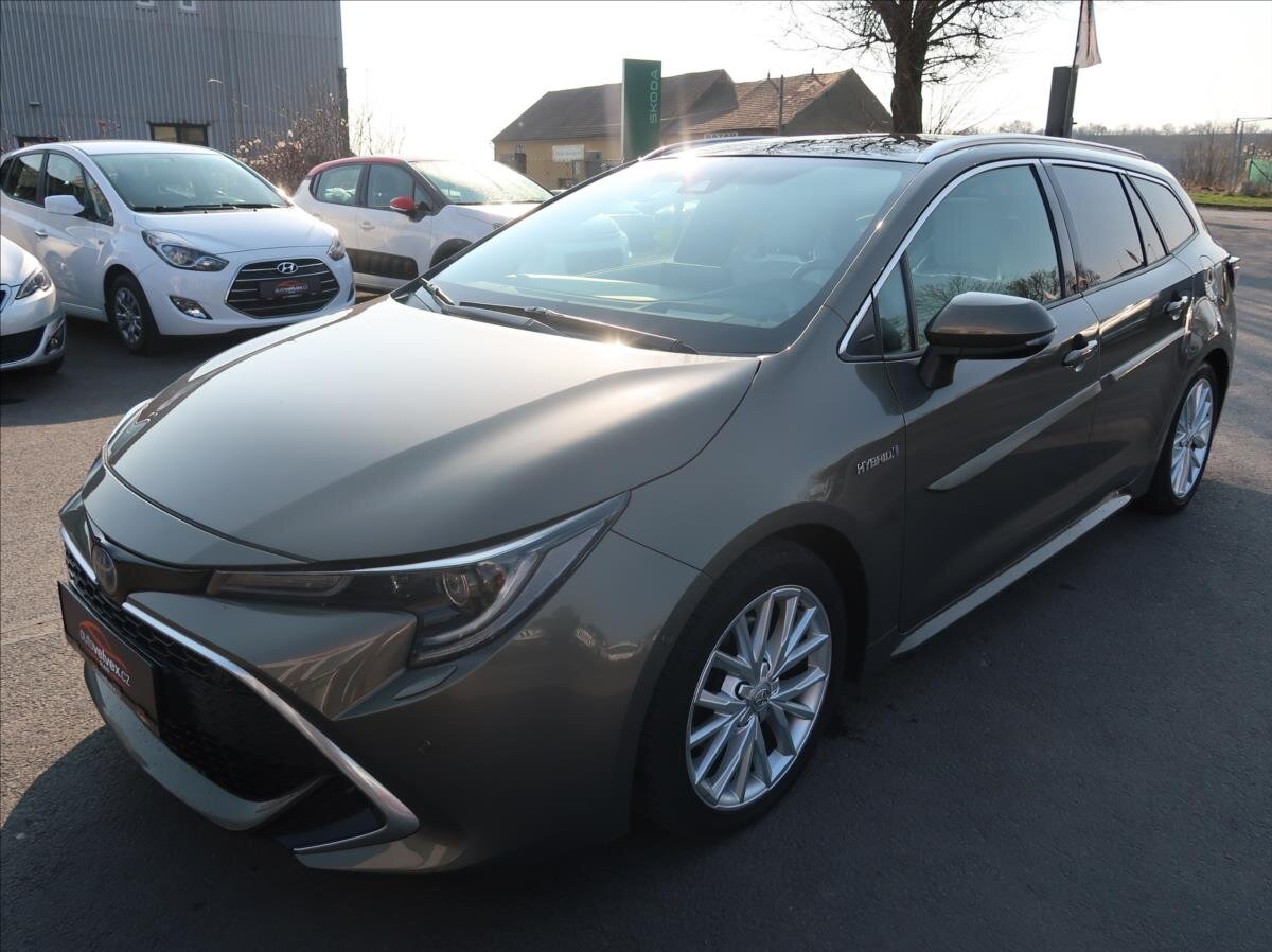 Toyota Corolla Kombi 2,0 l 132 kw