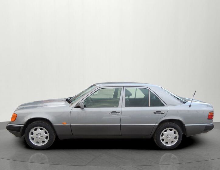 Mercedes-Benz Třídy E 2