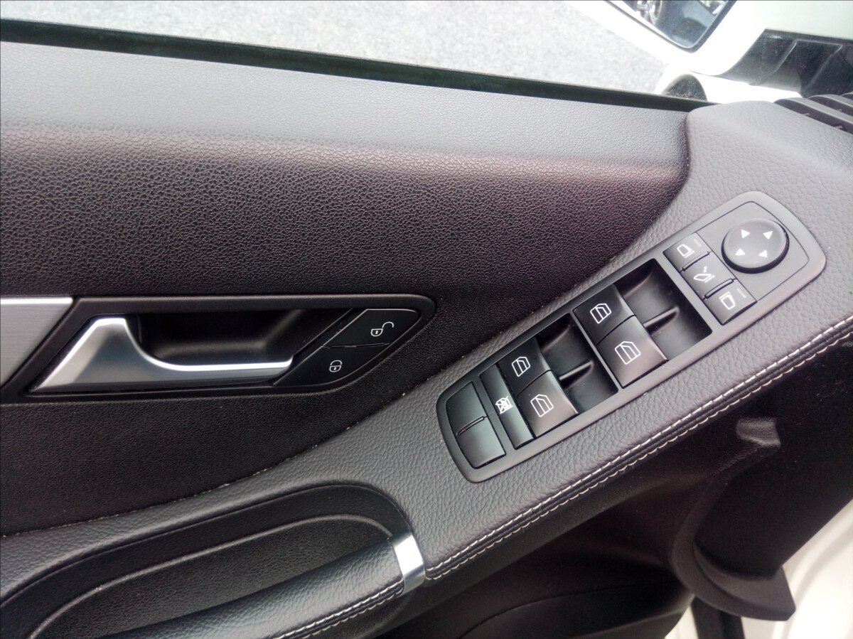 Mercedes-Benz Třídy R