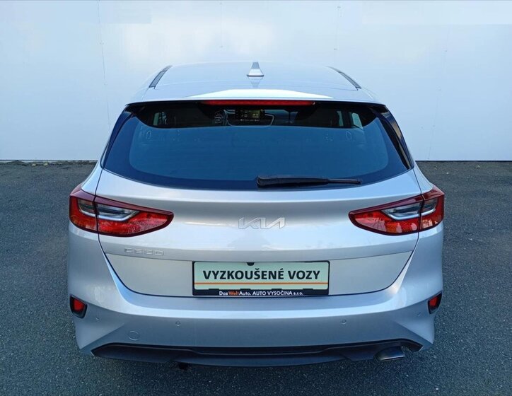 KIA Ceed Hatchback 998,0 73 kw