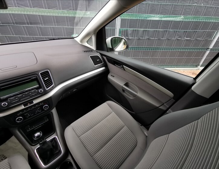 Seat Alhambra Kombi 1,4 l 110 kw