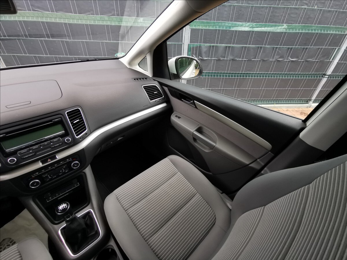 Seat Alhambra Kombi 1,4 l 110 kw