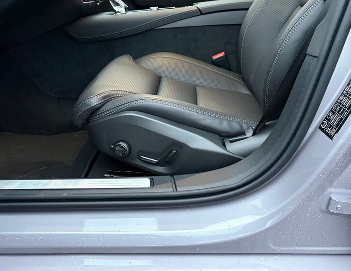 Volvo V60 Kombi 2,0 l 257 kw