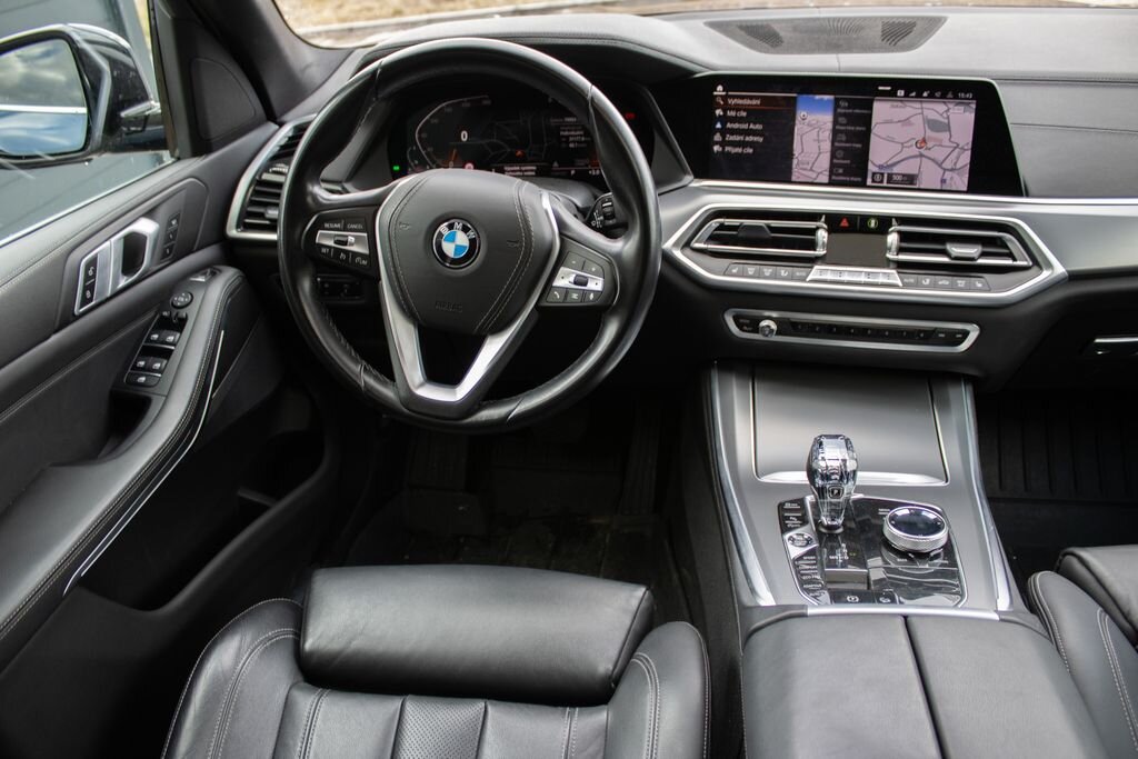 BMW X5 SUV 3,0 l 195 kw