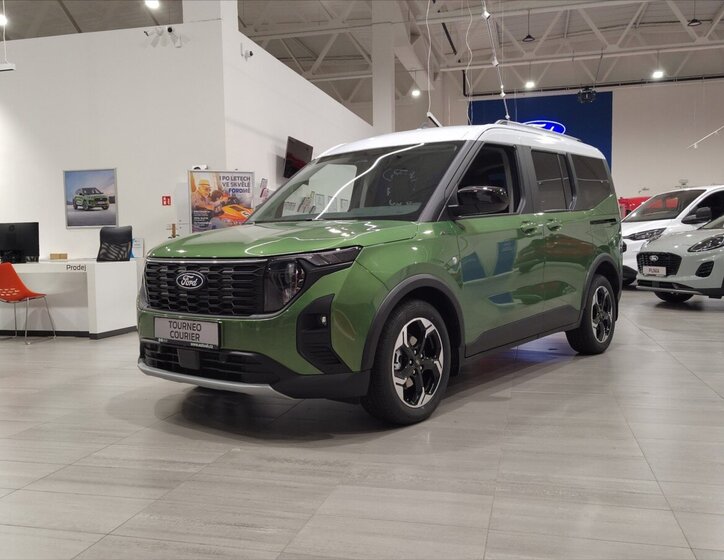 Ford Tourneo Courier 1