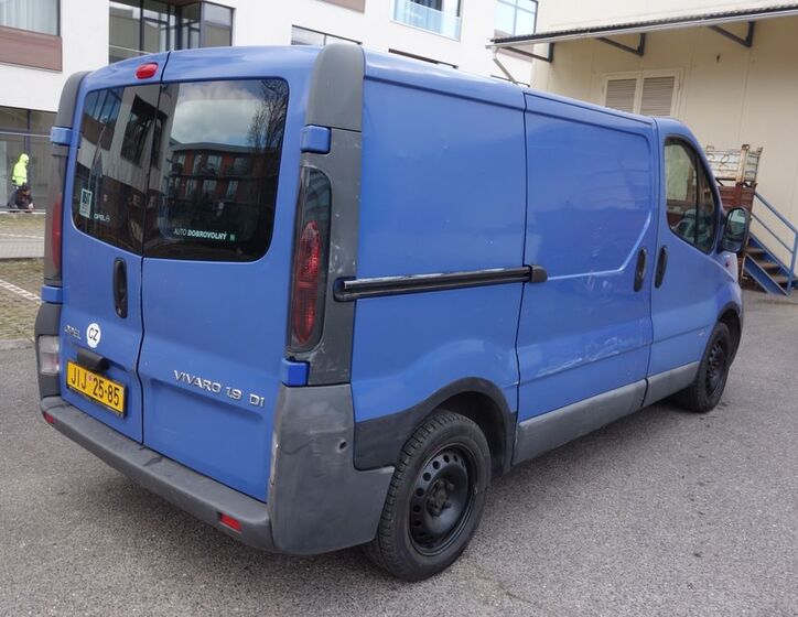 Opel Vivaro 7