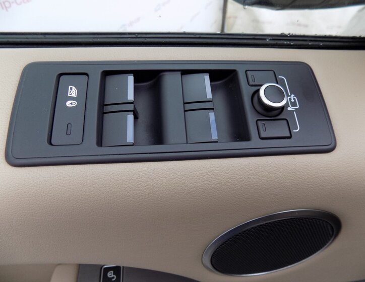 Land Rover Range Rover Sport SUV 3,0 l 190 kw