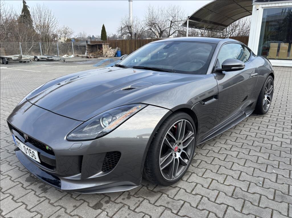 Jaguar F-Type Kupé 5,0 l 405 kw
