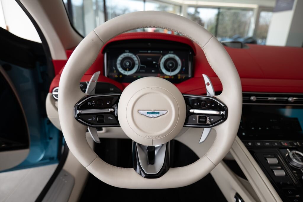 Aston Martin Ostatní Kabriolet 4,0 l 500 kw