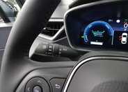 Toyota Corolla Sedan / Limuzína 1,8 l 72 kw