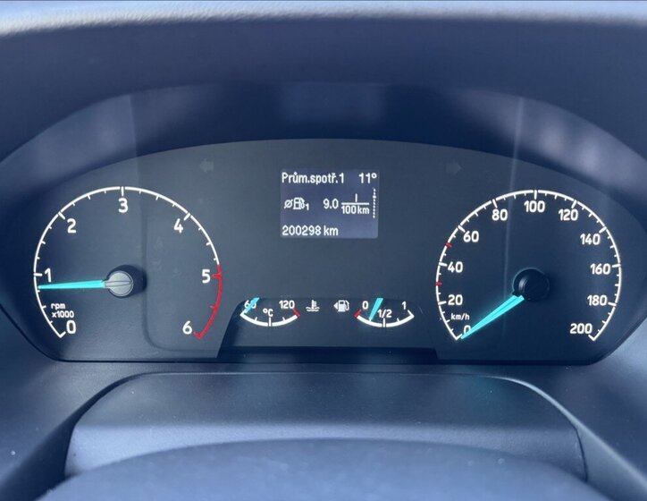 Ford Transit Custom Skříň 2,0 l 77 kw