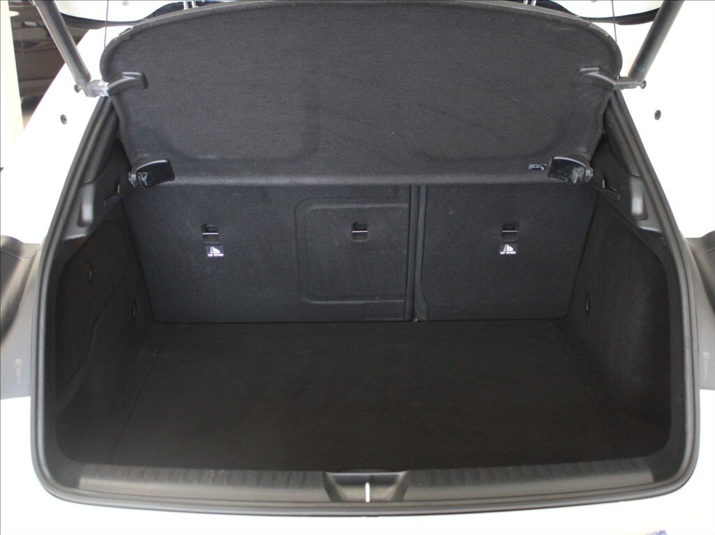 Mercedes-Benz GLA SUV / Terénní 2,0 l 155 kw