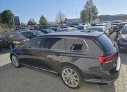 Volkswagen Passat 10